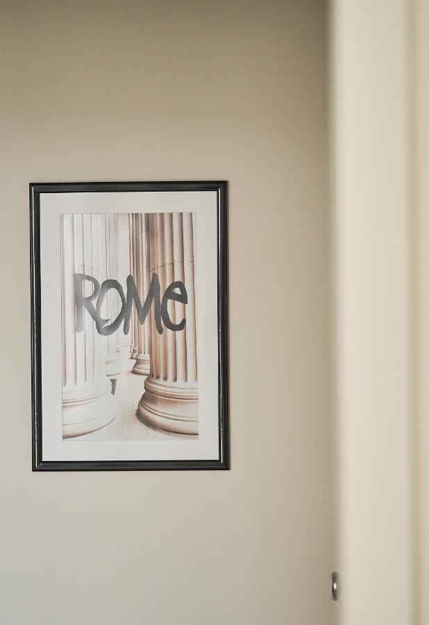 Una Hotels Trastevere Roma Luaran gambar