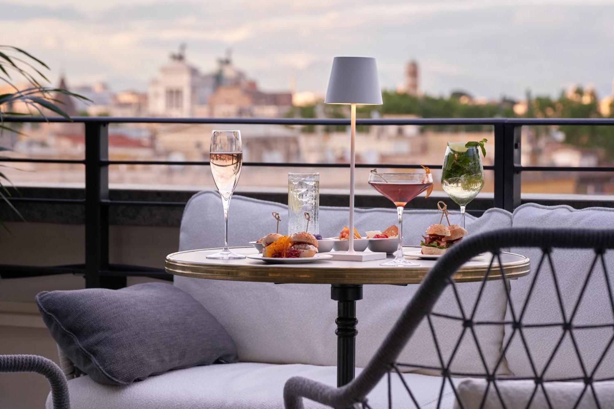 Una Hotels Trastevere Roma Luaran gambar